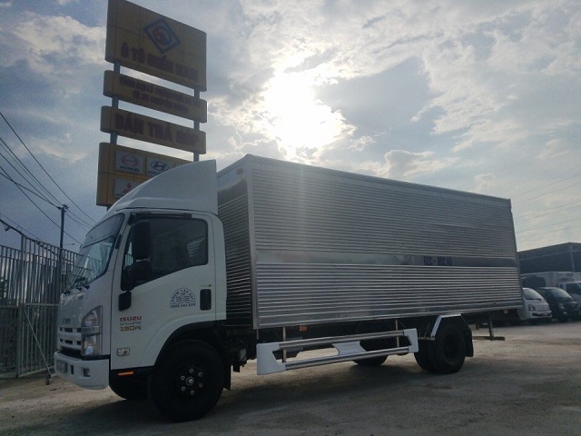 xe tai isuzu 5 tấn